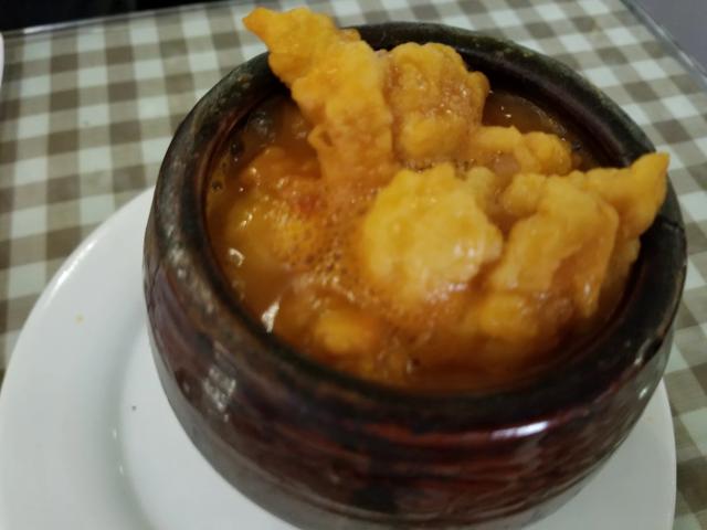 吃貨去哈爾濱一定要吃哪些當(dāng)?shù)氐男〕裕?></a></p>

<p>（5） 哈爾濱的燒烤也不錯(cuò)可以嘗嘗，哈爾濱的燒烤，碳烤居多，生肉烤制，烤出來的味道，對(duì)食材要求挺高，再就是調(diào)料來加入。有幾個(gè)店可以推薦，于家燒烤，道外北十八道街84.老味燒烤，安達(dá)街34號(hào)</p>
<p><a href=
